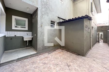 Casa à venda com 70m², 1 quarto e sem vagaÁrea de Serviço e Quintal