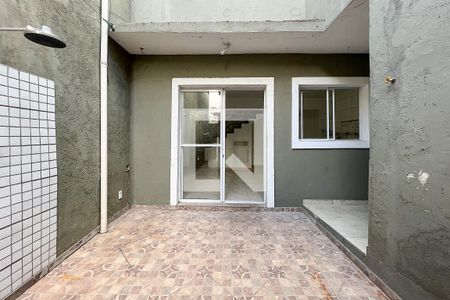 Casa à venda com 70m², 1 quarto e sem vagaÁrea de Serviço e Quintal