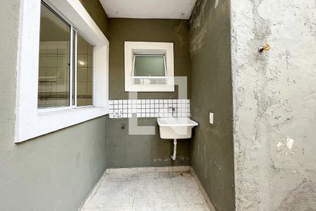 Casa à venda com 70m², 1 quarto e sem vagaÁrea de Serviço e Quintal