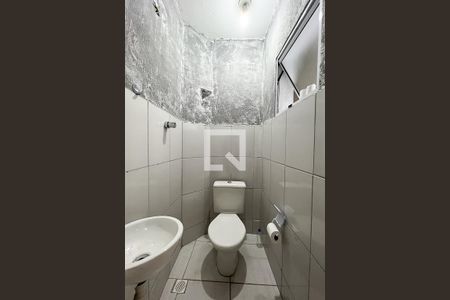 Casa à venda com 70m², 1 quarto e sem vagaBanheiro Social