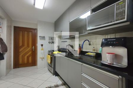 Apartamento à venda com 126m², 3 quartos e 3 vagasCozinha - Armários