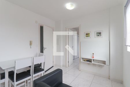 Sala/Cozinha de apartamento para alugar com 1 quarto, 31m² em Cidade Industrial de Curitiba, Curitiba