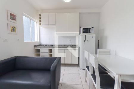 Sala/Cozinha de apartamento para alugar com 1 quarto, 31m² em Cidade Industrial de Curitiba, Curitiba