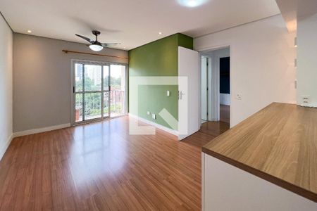 Sala de apartamento à venda com 2 quartos, 70m² em Vila Olímpia, São Paulo