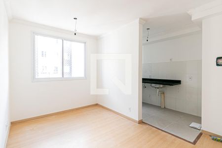 Sala / Cozinha de apartamento à venda com 2 quartos, 41m² em Cidade Líder, São Paulo