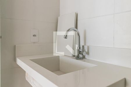 Banheiro de apartamento para alugar com 2 quartos, 41m² em Cidade Líder, São Paulo