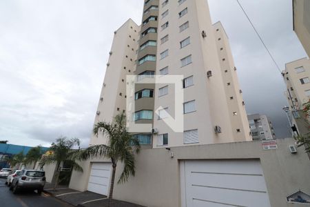 Apartamento para alugar com 100m², 3 quartos e 1 vagaFachada do Prédio