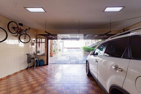 Casa à venda com 400m², 3 quartos e 4 vagasGaragem
