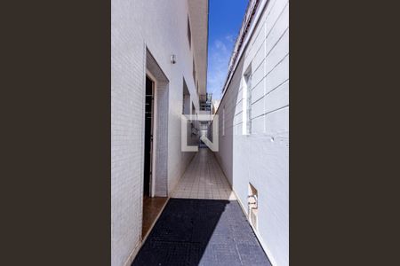 Casa à venda com 400m², 3 quartos e 4 vagasCorredor Lateral