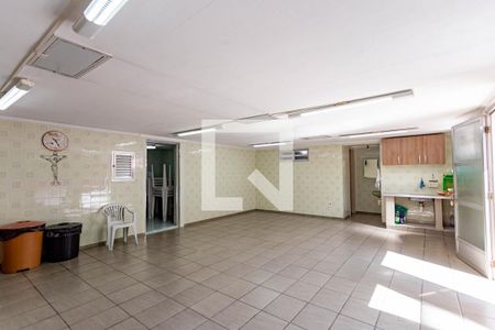 Casa à venda com 400m², 3 quartos e 4 vagasSalão 2