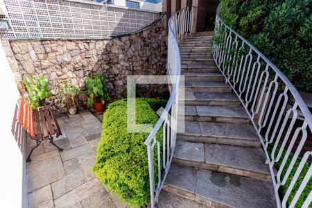 Casa à venda com 400m², 3 quartos e 4 vagasFachada