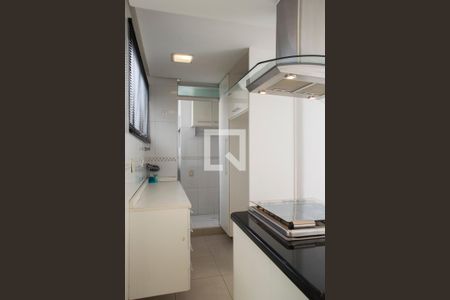 Cozinha de apartamento para alugar com 2 quartos, 66m² em Tucuruvi, São Paulo