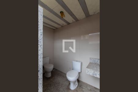 Casa para alugar com 400m², 3 quartos e 4 vagasÁrea Coberta - Banheiro 1