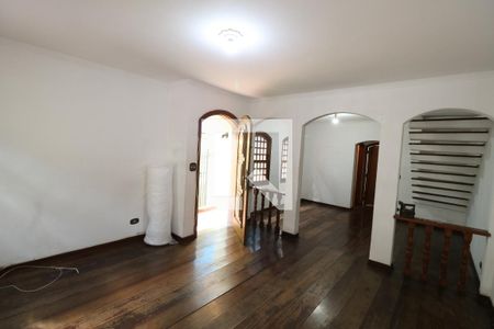 Sala de casa à venda com 3 quartos, 210m² em Jardim das Vertentes, São Paulo
