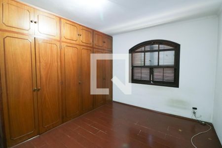 Quarto 1 de casa à venda com 3 quartos, 210m² em Jardim das Vertentes, São Paulo
