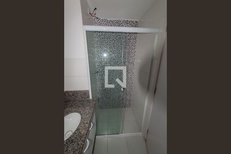 Banheiro de apartamento para alugar com 2 quartos, 47m² em Jardim Umarizal, São Paulo