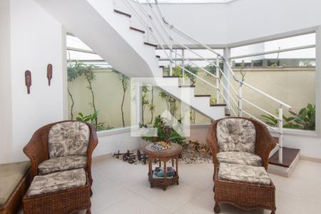 Sala de casa para alugar com 5 quartos, 454m² em Jardim Virginia, Guarujá
