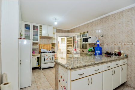 Casa para alugar com 280m², 4 quartos e 4 vagasCozinha