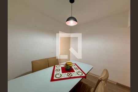 Sala de casa à venda com 2 quartos, 98m² em Vila Socorro, São Paulo