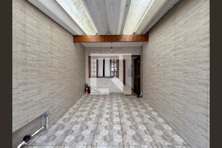 Garagem de casa à venda com 3 quartos, 120m² em Vila Socorro, São Paulo