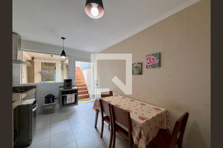 Cozinha   de casa à venda com 3 quartos, 120m² em Vila Socorro, São Paulo