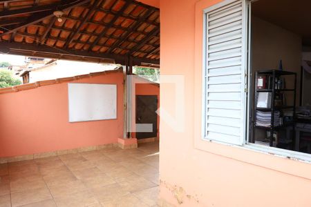 Casa à venda com 208m², 4 quartos e 7 vagasSacada