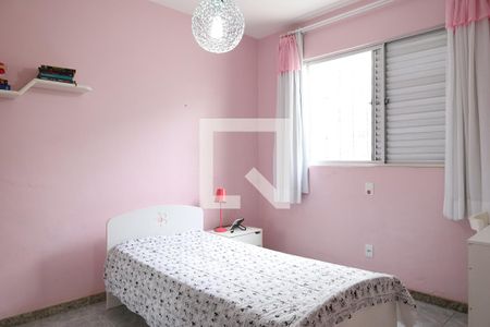 Casa à venda com 208m², 4 quartos e 7 vagasQuarto 2
