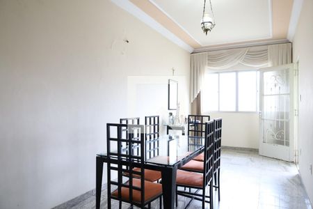 Sala de casa à venda com 4 quartos, 208m² em Camargos, Belo Horizonte