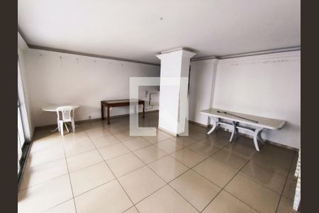 Apartamento para alugar com 76m², 3 quartos e 1 vaga Apartamento para alugar com 76m², 3 quartos e 1 vagaÁrea comum - Salão de festas