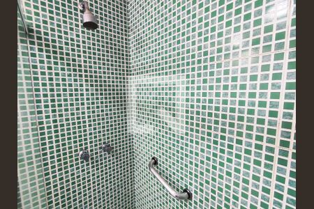 Apartamento para alugar com 76m², 3 quartos e 1 vaga Apartamento para alugar com 76m², 3 quartos e 1 vagaChuveiro