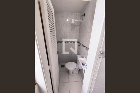 Apartamento para alugar com 76m², 3 quartos e 1 vaga Apartamento para alugar com 76m², 3 quartos e 1 vagaBanheiro de serviço