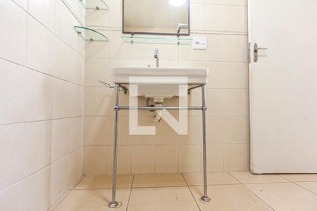 Apartamento para alugar com 79m², 2 quartos e sem vagaBanheiro