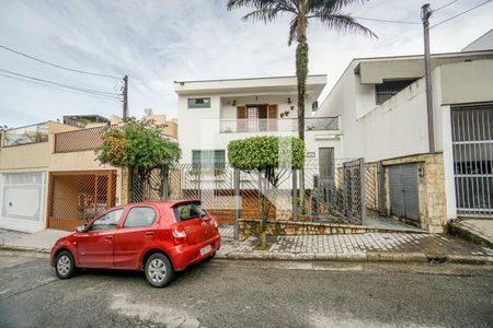 Casa à venda com 313m², 3 quartos e 4 vagasFachada