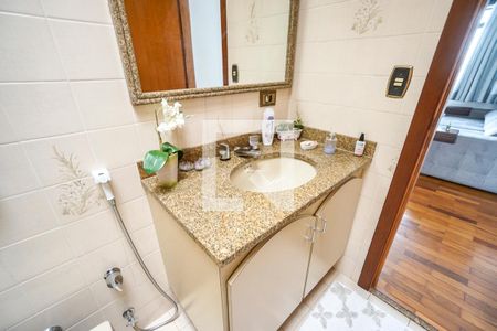 Casa à venda com 313m², 3 quartos e 4 vagasPia