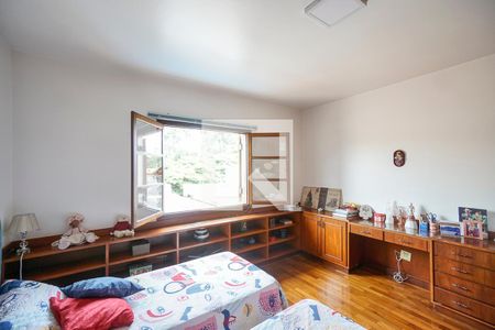 Casa à venda com 313m², 3 quartos e 4 vagasSuíte 02