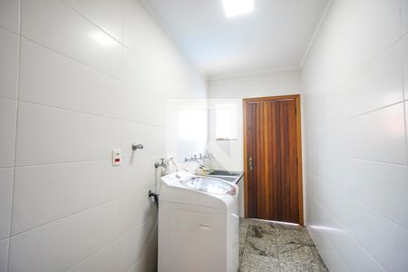 Casa à venda com 313m², 3 quartos e 4 vagasÁrea de serviço