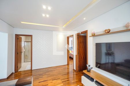 Casa à venda com 313m², 3 quartos e 4 vagasSala de TV