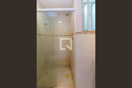 Apartamento à venda com 69m², 2 quartos e sem vagaBanheiro Corredor