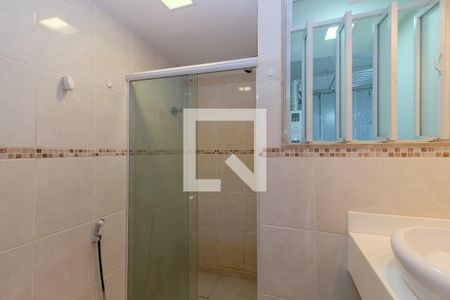 Apartamento à venda com 69m², 2 quartos e sem vagaBanheiro Corredor