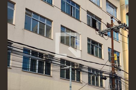 Apartamento à venda com 69m², 2 quartos e sem vagaFachada e portaria