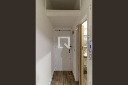 Studio à venda com 32m², 1 quarto e sem vagaEntrada