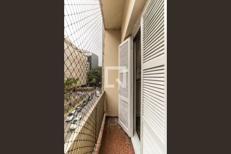 Varanda de kitnet/studio à venda com 1 quarto, 32m² em Santa Efigênia, São Paulo
