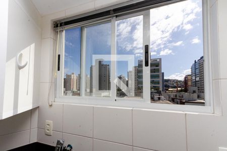 Apartamento para alugar com 94m², 3 quartos e 2 vagasCozinha