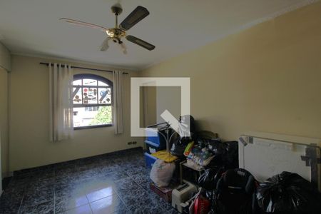 Casa à venda com 270m², 4 quartos e 2 vagasSuíte 2