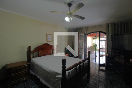 Casa à venda com 270m², 4 quartos e 2 vagasSuíte 3