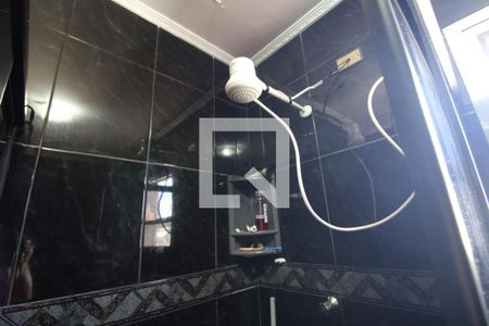 Casa à venda com 270m², 4 quartos e 2 vagasChuveiro banheiro da suíte 3