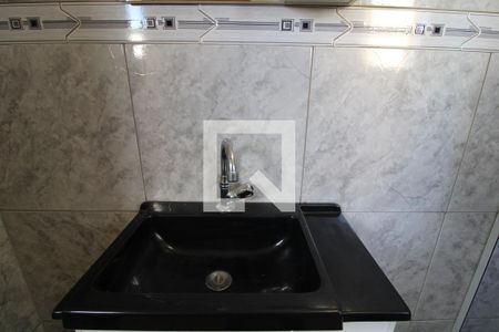 Casa à venda com 270m², 4 quartos e 2 vagasPia banheiro da suíte 2