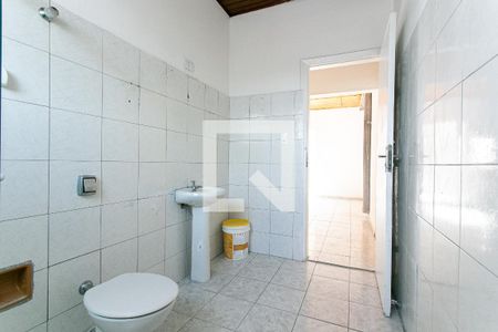 Casa para alugar com 72m², 2 quartos e 1 vaga Casa para alugar com 72m², 2 quartos e 1 vagaBanheiro