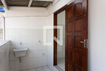 Casa para alugar com 72m², 2 quartos e 1 vaga Casa para alugar com 72m², 2 quartos e 1 vagaÁrea de Serviço