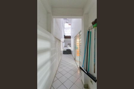 Casa à venda com 230m², 4 quartos e 2 vagasCorredor